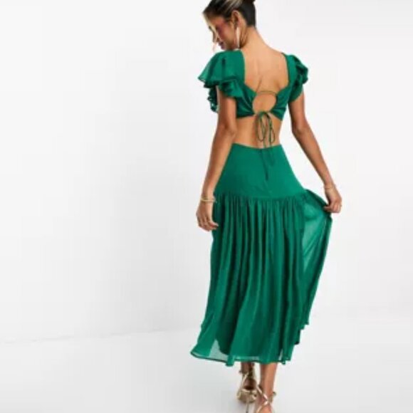 ASOS DESIGN flutter sleeve ruffle midi dress with open back in forest green - Picture 2 of 3